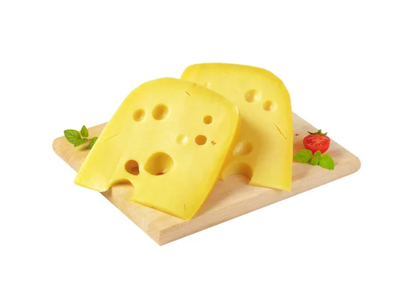 Cuñas de queso amarillo con ojos —  Fotos de Stock
