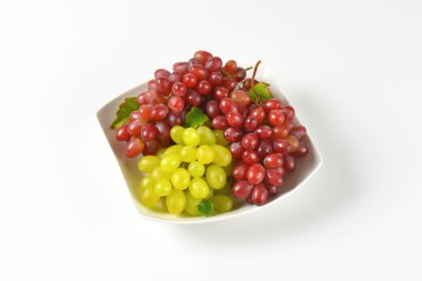 kırmızı ve beyaz üzümler