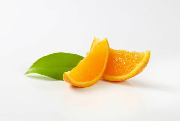 Свіжий апельсиновий клинів — стокове фото