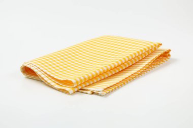 Sarı ve beyaz masa örtüleri