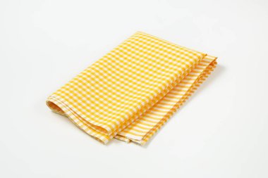 Sarı ve beyaz masa örtüleri