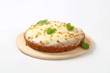 Havuçlu kek krem peynir buzlanma ile