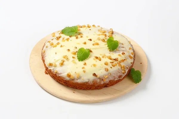 Carrot cake with cream cheese icing — Stock Photo, Image