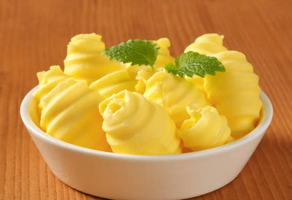Fresh butter curls — Stock Photo, Image