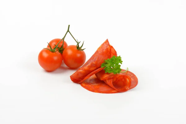 Salami de chorizo y tomates cherry — Foto de Stock