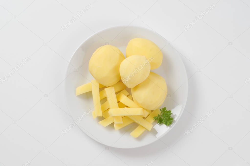 raw whole and chipped potatoes
