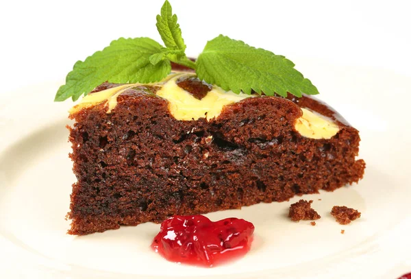 Slice of chocolate cake with cheese — Stock Photo, Image