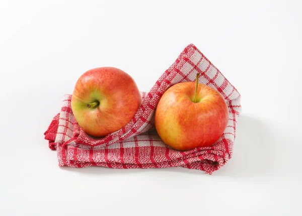 Two ripe apples — Stock Photo, Image