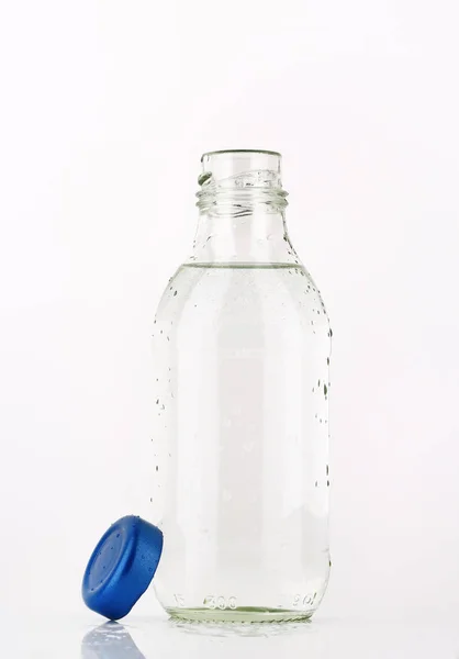 Bottle of fresh water — Stock Photo, Image