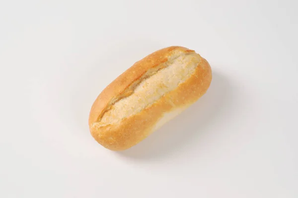 Frisches Mini-Baguette — Stockfoto