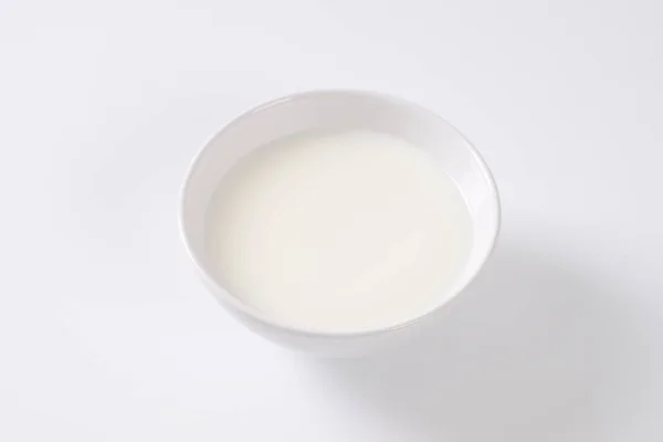 Bowl of fresh milk — Stock Photo, Image