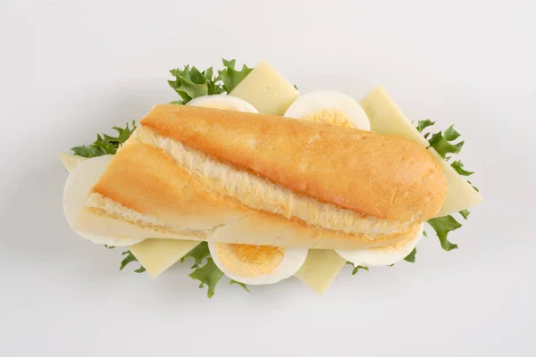 Sandwich mit Eiern und Käse — Stockfoto