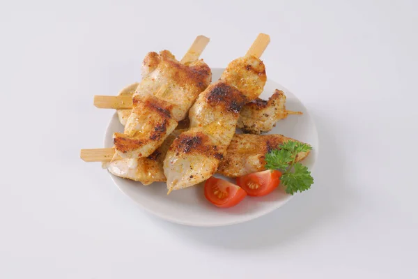 Grilled chicken skewers — Stock Photo, Image