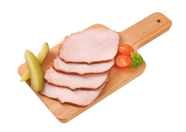Тонкое нарезанное копченое мясо свинины — стоковое фото