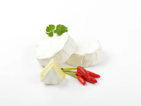 Ruedas de queso blanco suave —  Fotos de Stock