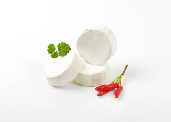 Τροχούς από μαλακό λευκό τυρί — Φωτογραφία Αρχείου