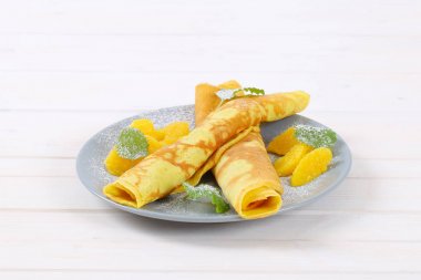 Krep taze portakal ile