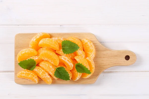 Friske tangerinskiver – stockfoto