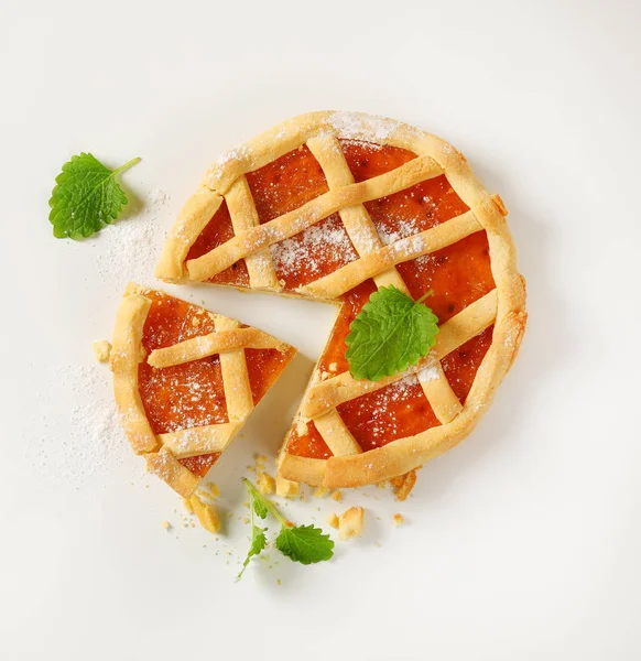 Lattice topped fruit tart (crostata) — Stock Photo, Image