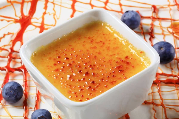 Fransız tatlı - krem brulee — Stok fotoğraf