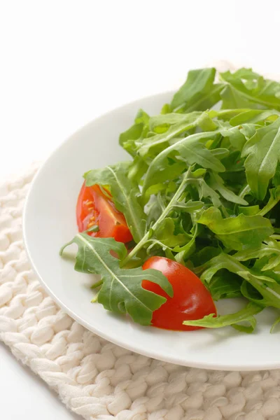 Ruccola och tomatsallad — Stockfoto