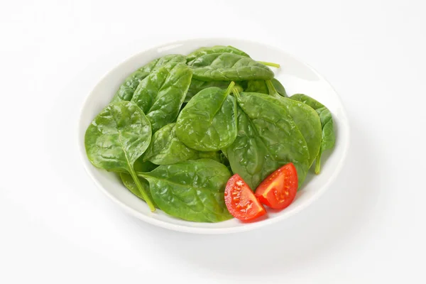 Plate of fresh spinach — Stock Photo, Image