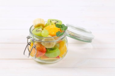 Taze Meyve Salatası