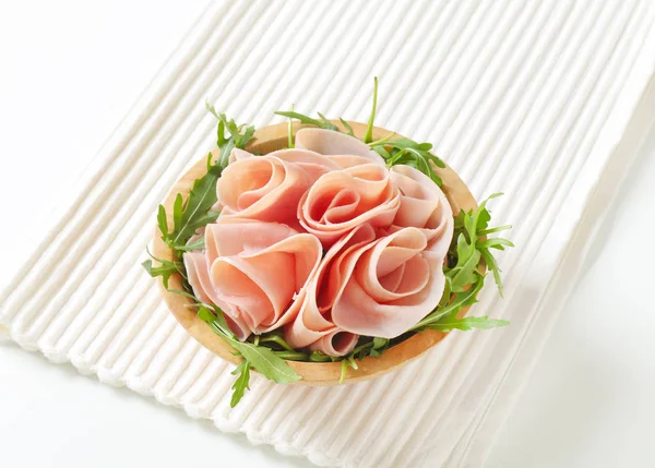 Rucola salade met ham — Stockfoto