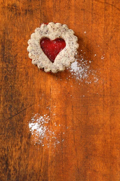 Shortbread cookie with jam filling — Stock Photo, Image