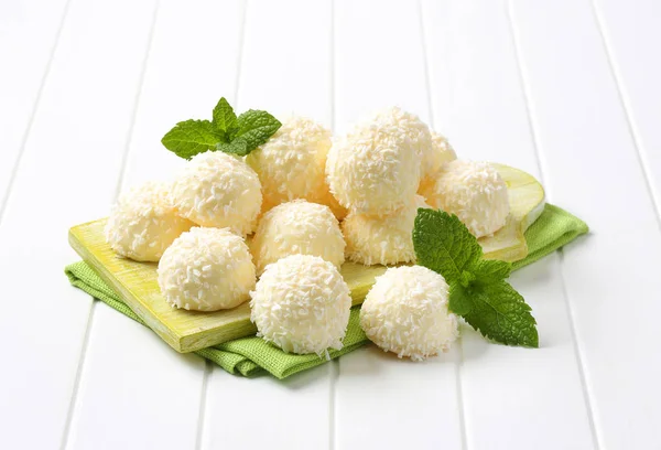 White Chocolate and Coconut Truffles — Stock Photo, Image