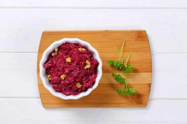 taze pancar ceviz ile yayıldı