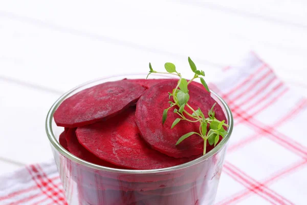 Thin slices of beetroot — Stock Photo, Image