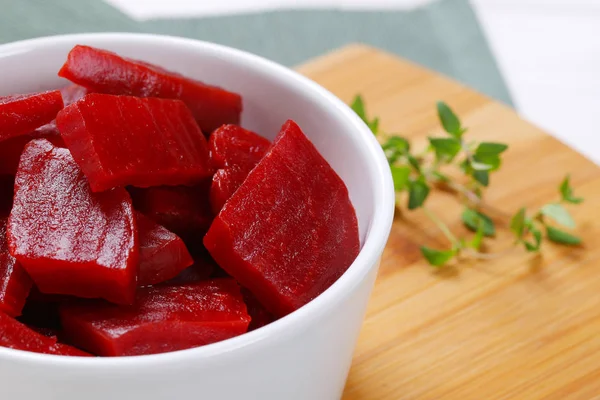 sliced and pickled beetroot