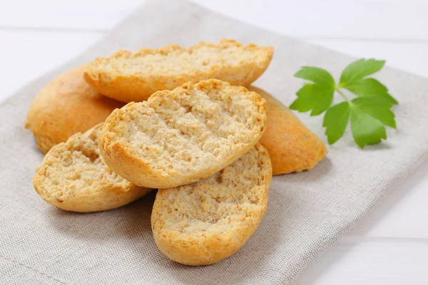 Mucchio di fette biscottate croccanti — Foto Stock