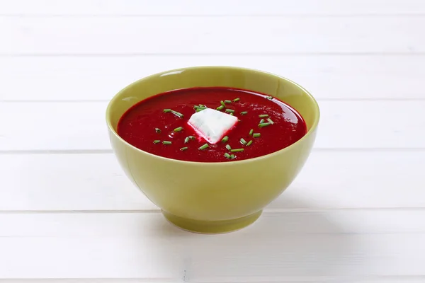 Krémová polévka z červené řepy — Stock fotografie