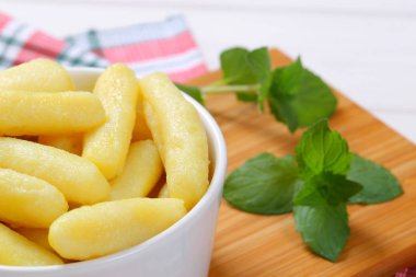 patates külah veya gnocci