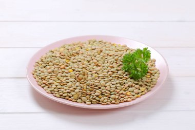 Kuru kahverengi mercimek