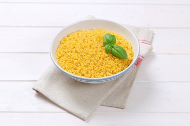 küçük makarna kabukları