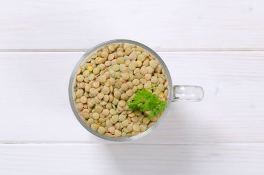 Kuru kahverengi mercimek