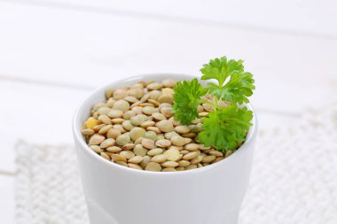 Kuru kahverengi mercimek