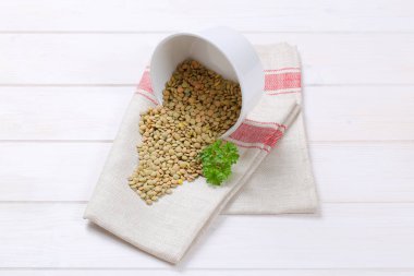 Kuru kahverengi mercimek