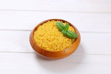 küçük makarna kabukları