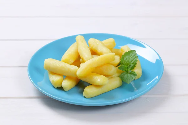 Kartoffelzapfen oder Gnocchi — Stockfoto