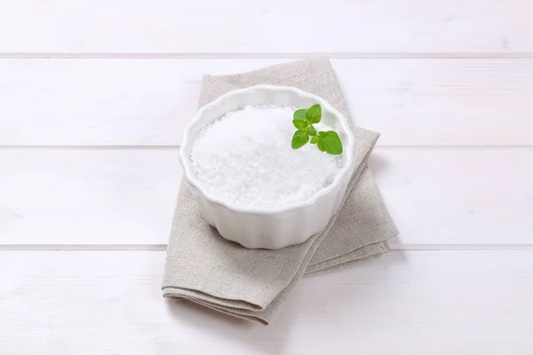 Coarse grained salt — Stock Photo, Image