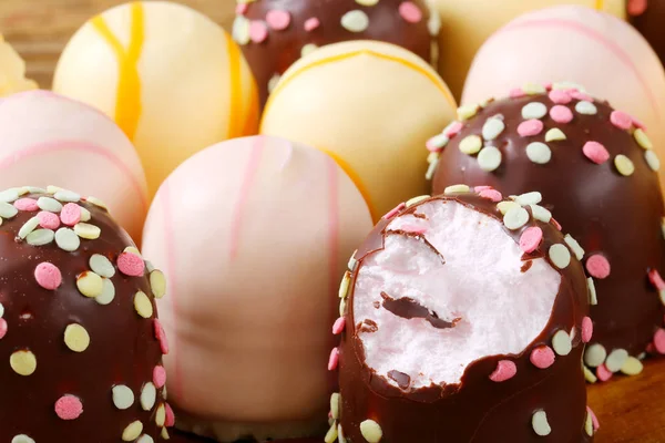 Assorted Marshmallow teacakes — Stock Photo, Image