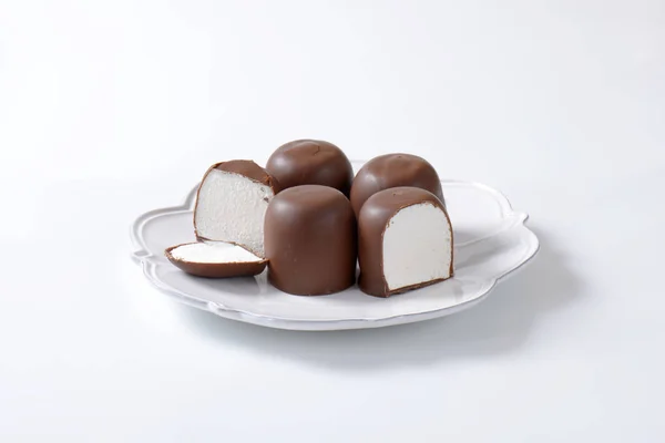 Chocolate marshmallow teacakes — Stock Photo, Image
