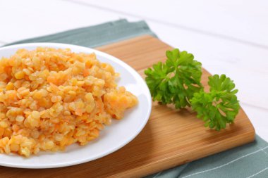 Pişmiş kırmızı mercimek