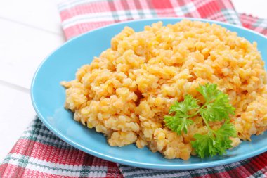 Pişmiş kırmızı mercimek