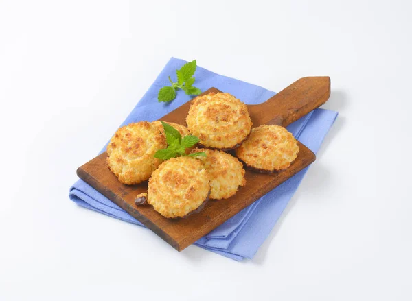 Sweet coconut cookies — Stock Photo, Image