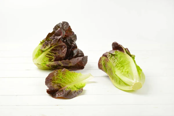 Fresh Romaine lettuce — Stock Photo, Image
